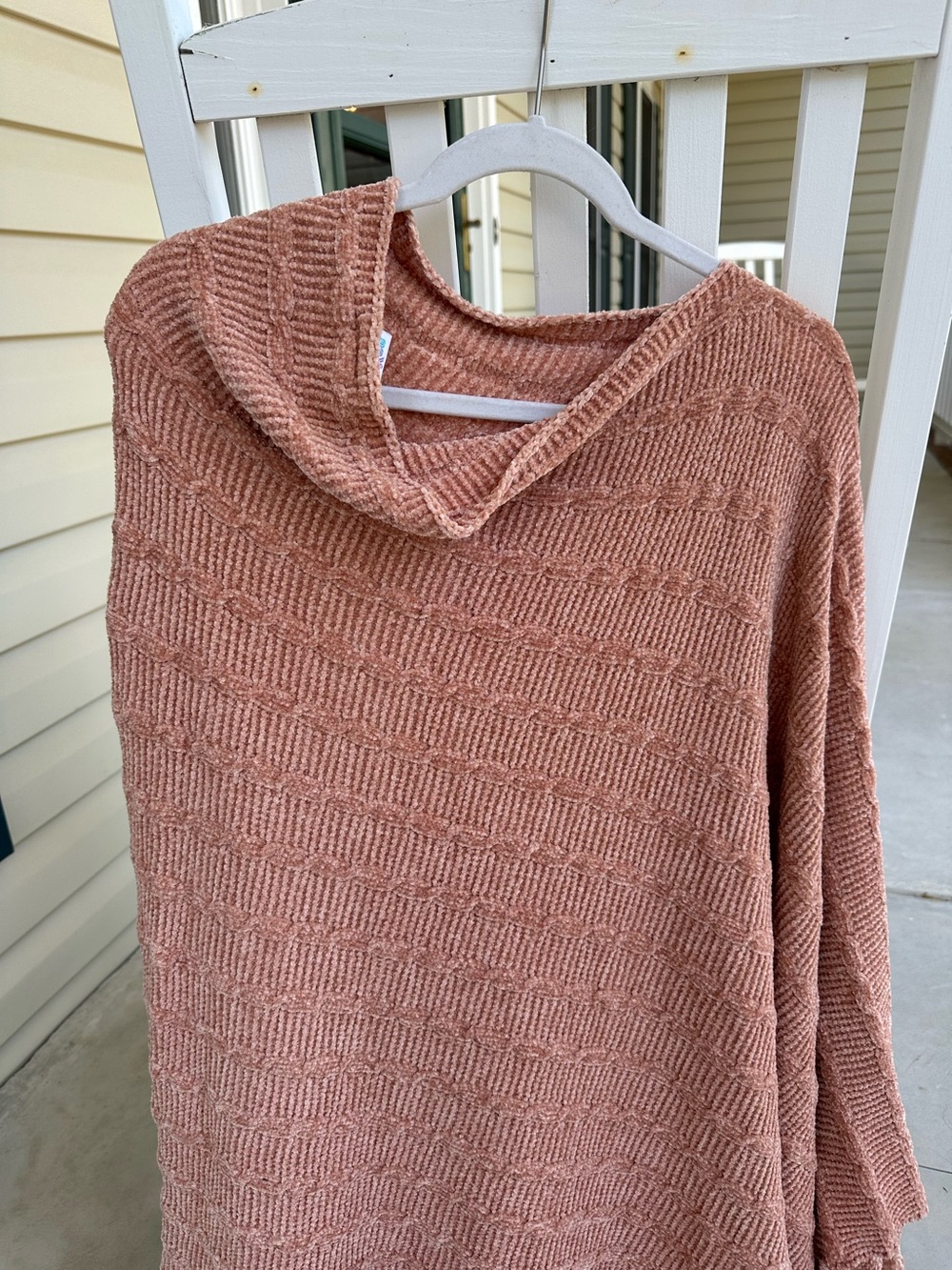 LuLaRoe Mimi Wrap/Poncho in Dusty Rose with fringe